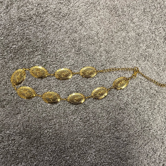 gold tone chain belt - Picture 1 of 1